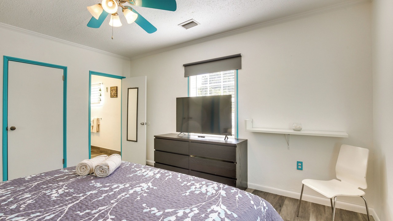 Photo of Bedroom in Royal Poinciana