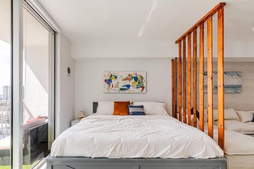 Photo of Bedroom in Midtown