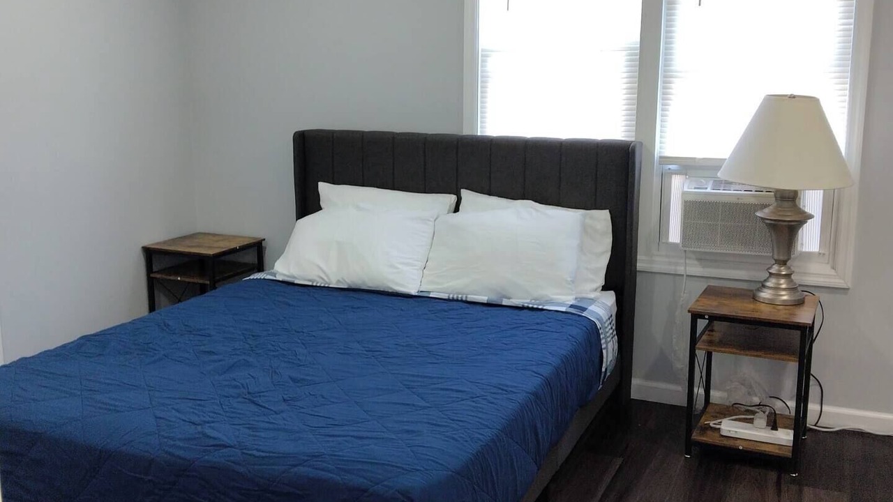 Photo of Bedroom in Forest Hill
