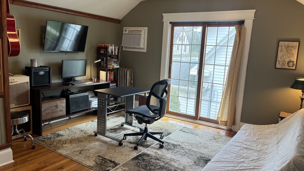 Photo of Bedroom in Cleveland