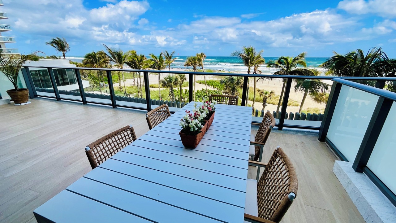 Photo of Outdoor in Pompano Beach
