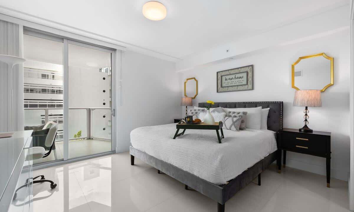 Photo of Bedroom in Bay Harbor Islands
