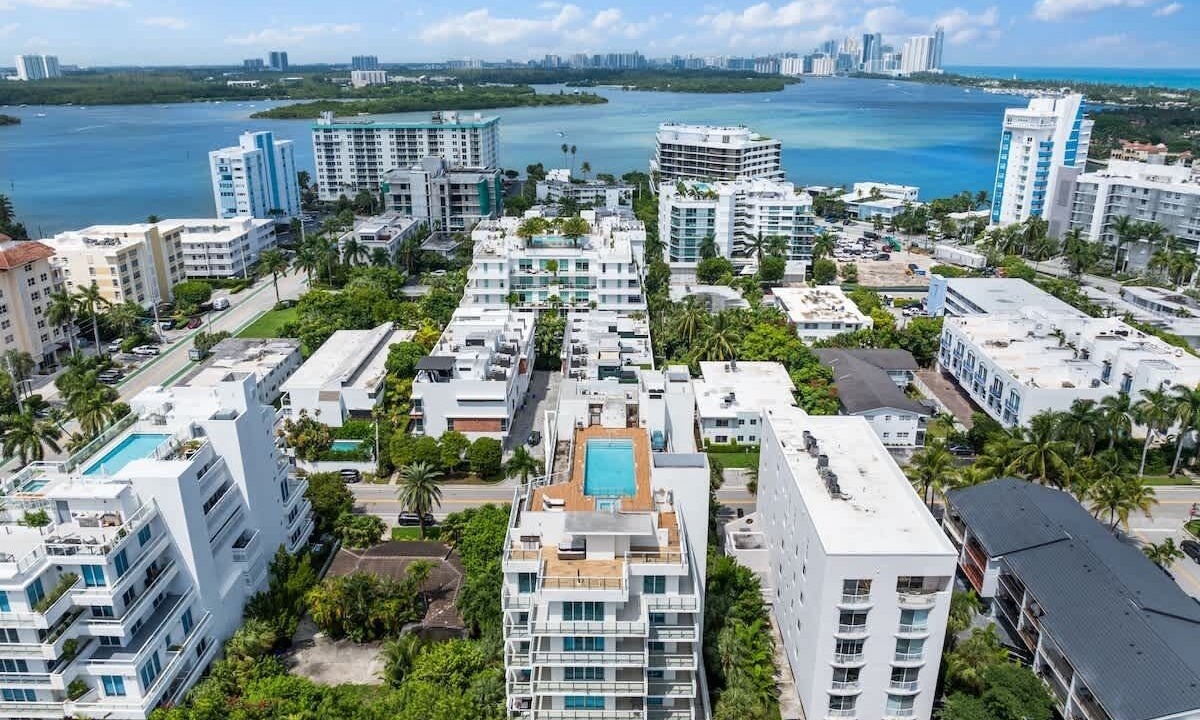 Photo of Outdoor in Bay Harbor Islands