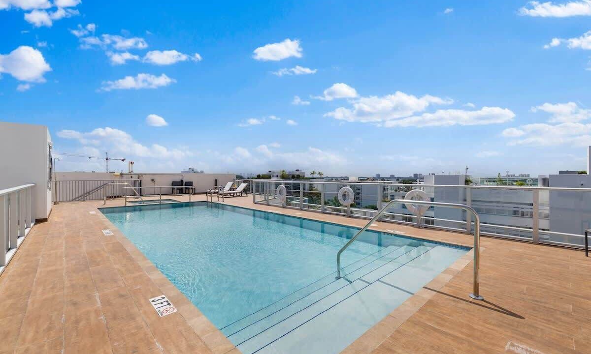 Photo of Outdoor in Bay Harbor Islands