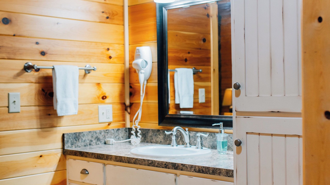 Photo of Bathroom in Millersburg