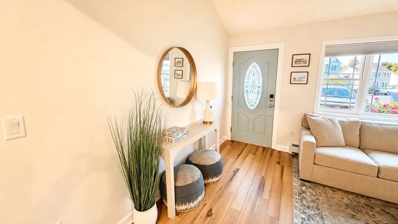 Photo of Livingroom in Beach Haven West