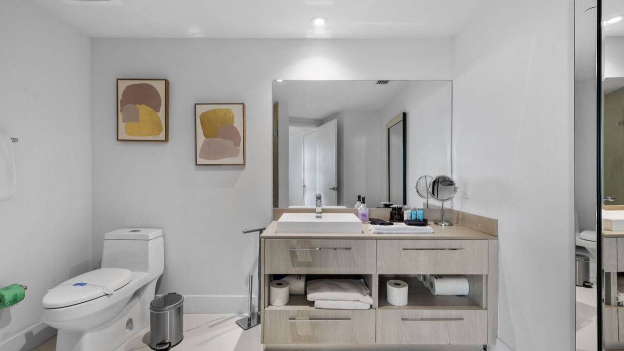Photo of Bathroom in Hollywood South Central Beach