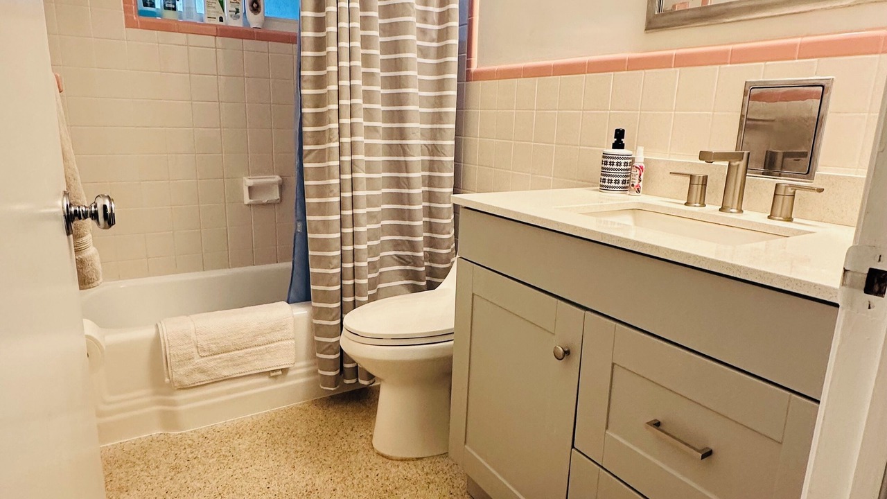 Photo of Bathroom in Coral Heights