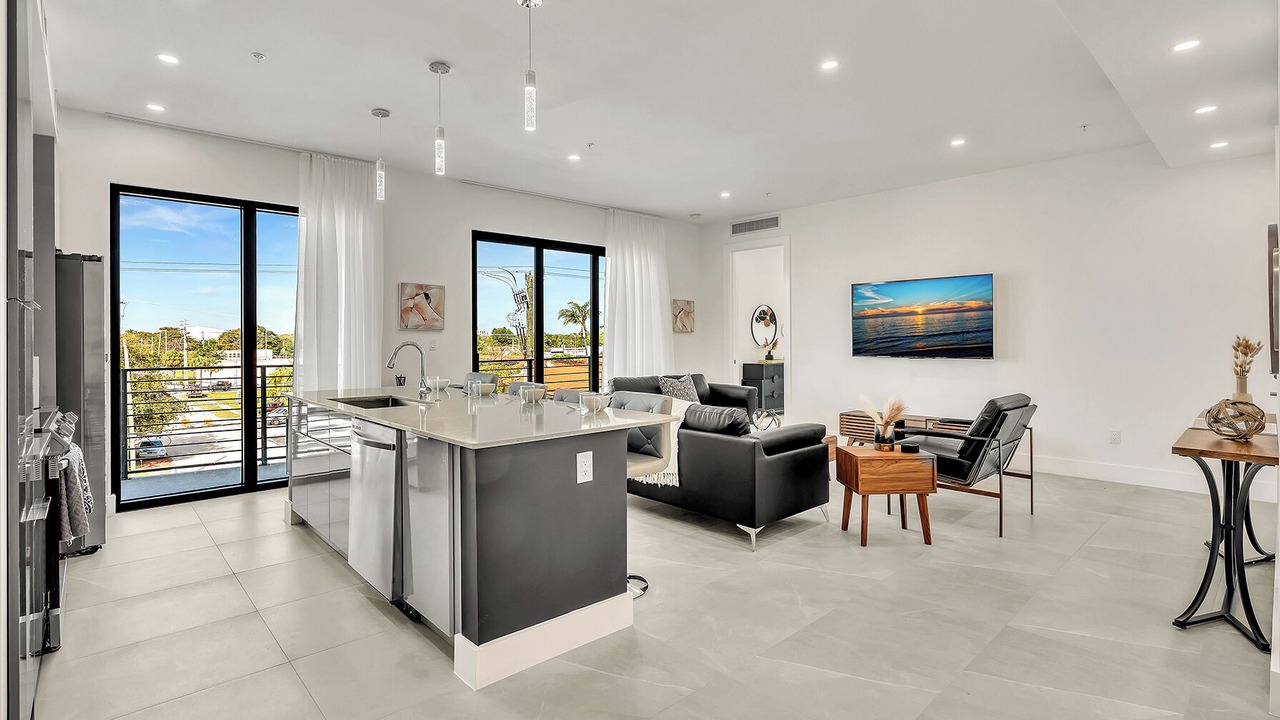 Photo of Livingroom in Harbordale