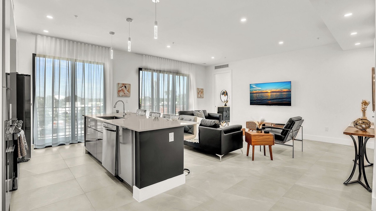 Photo of Livingroom in Harbordale