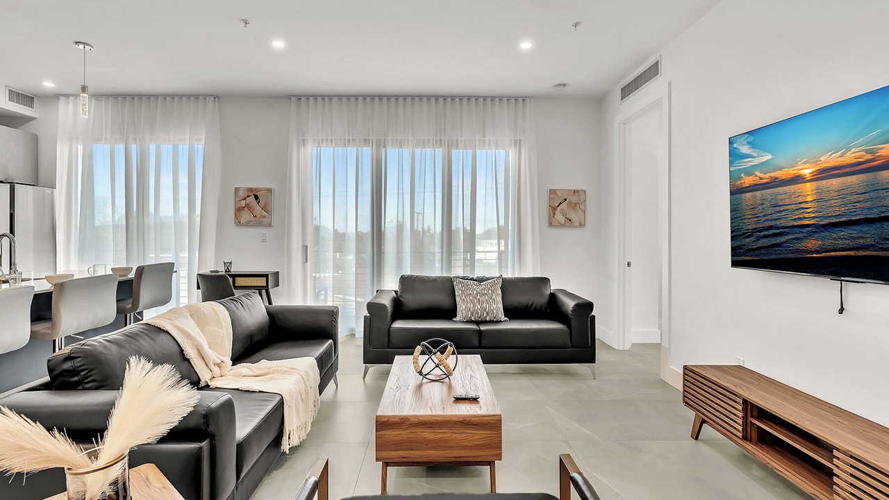 Photo of Livingroom in Harbordale
