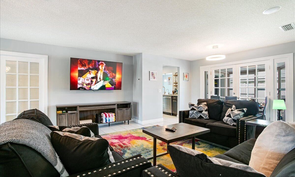 Photo of Livingroom in Tropic Palms