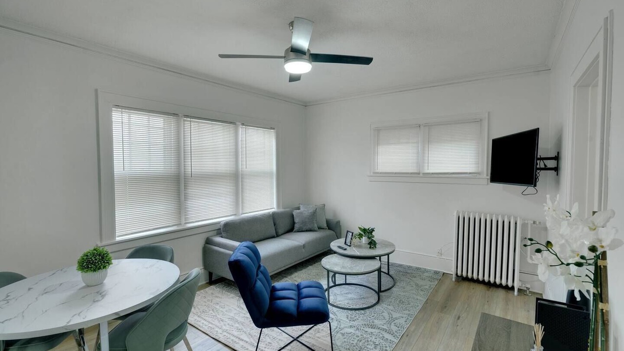 Photo of Livingroom in Downtown Rochester