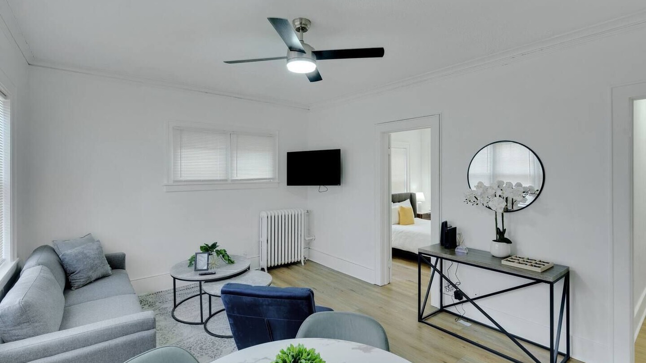 Photo of Livingroom in Downtown Rochester