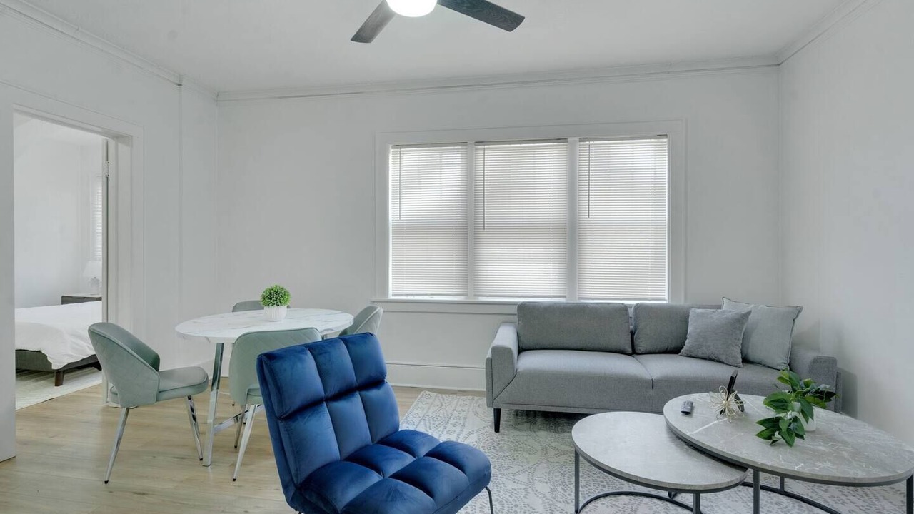 Photo of Livingroom in Downtown Rochester