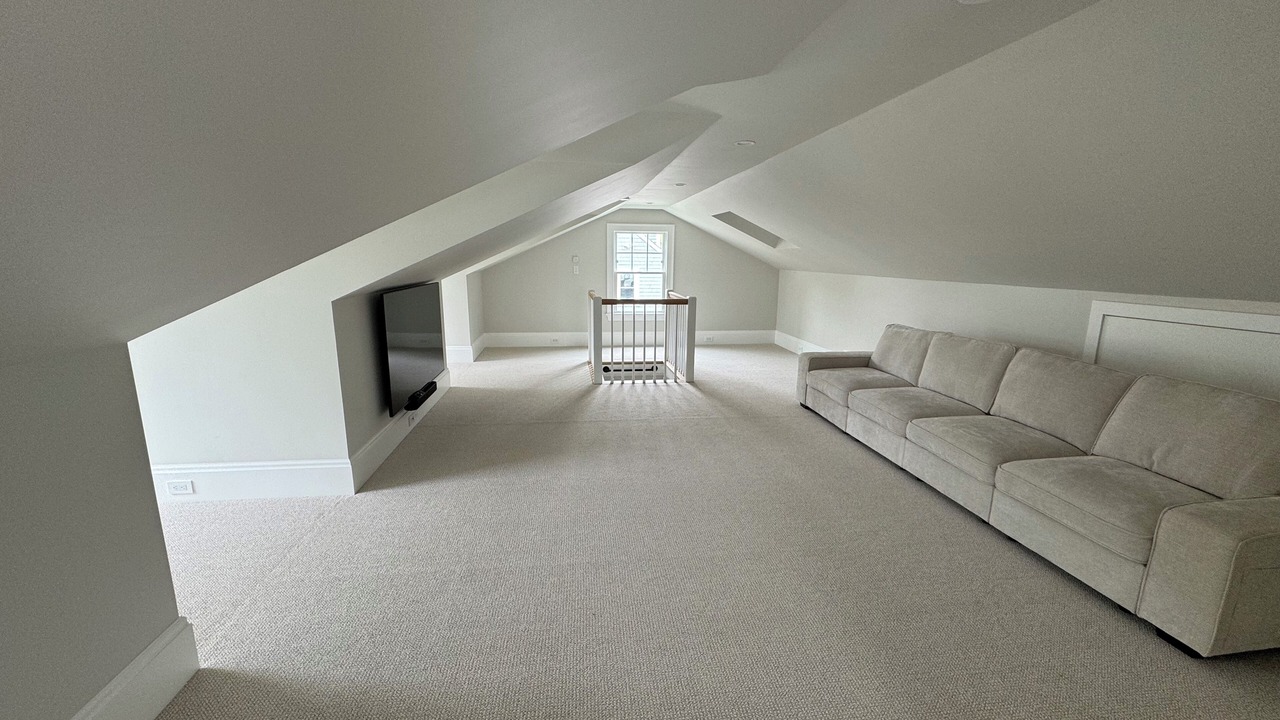 Photo of Livingroom in East Falmouth