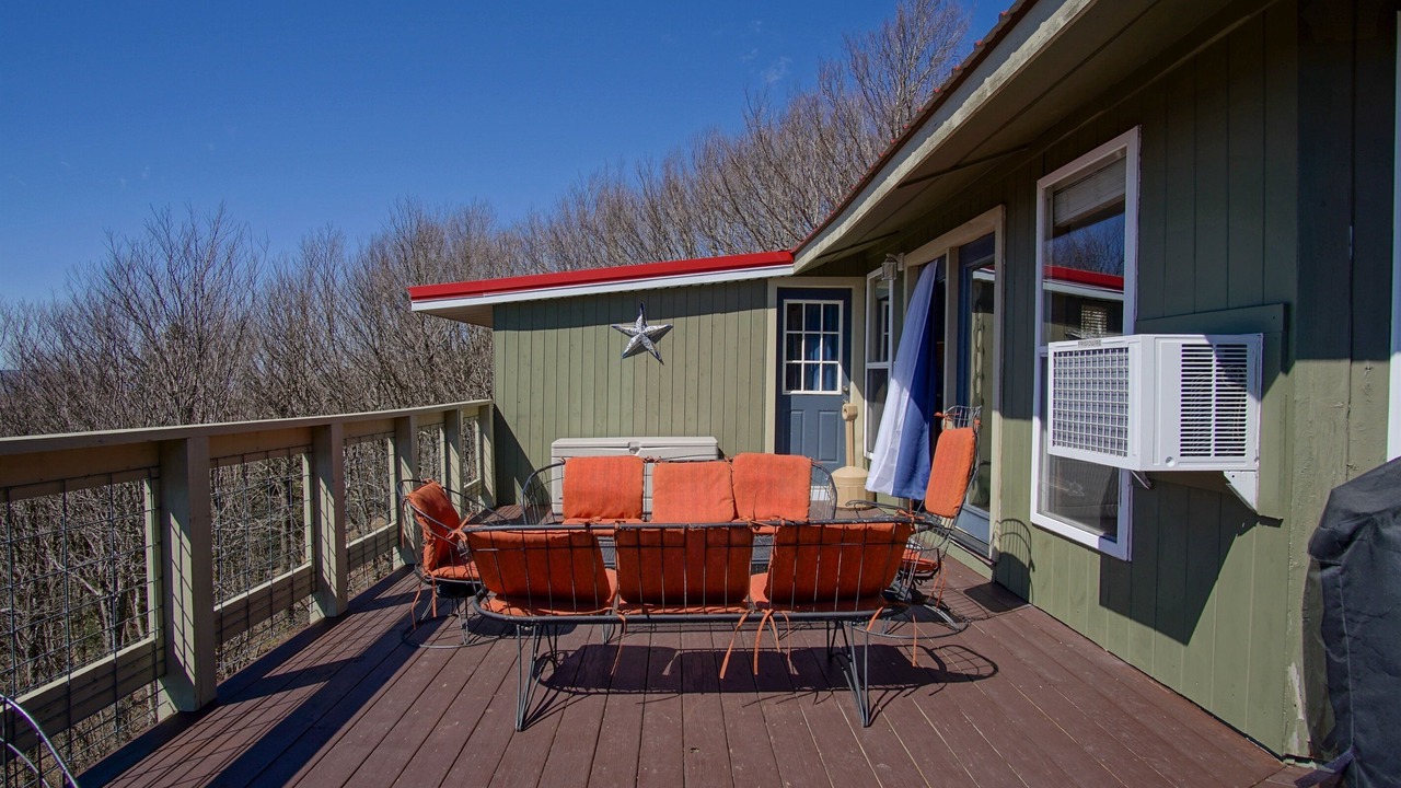 Photo of Outdoor in Edray