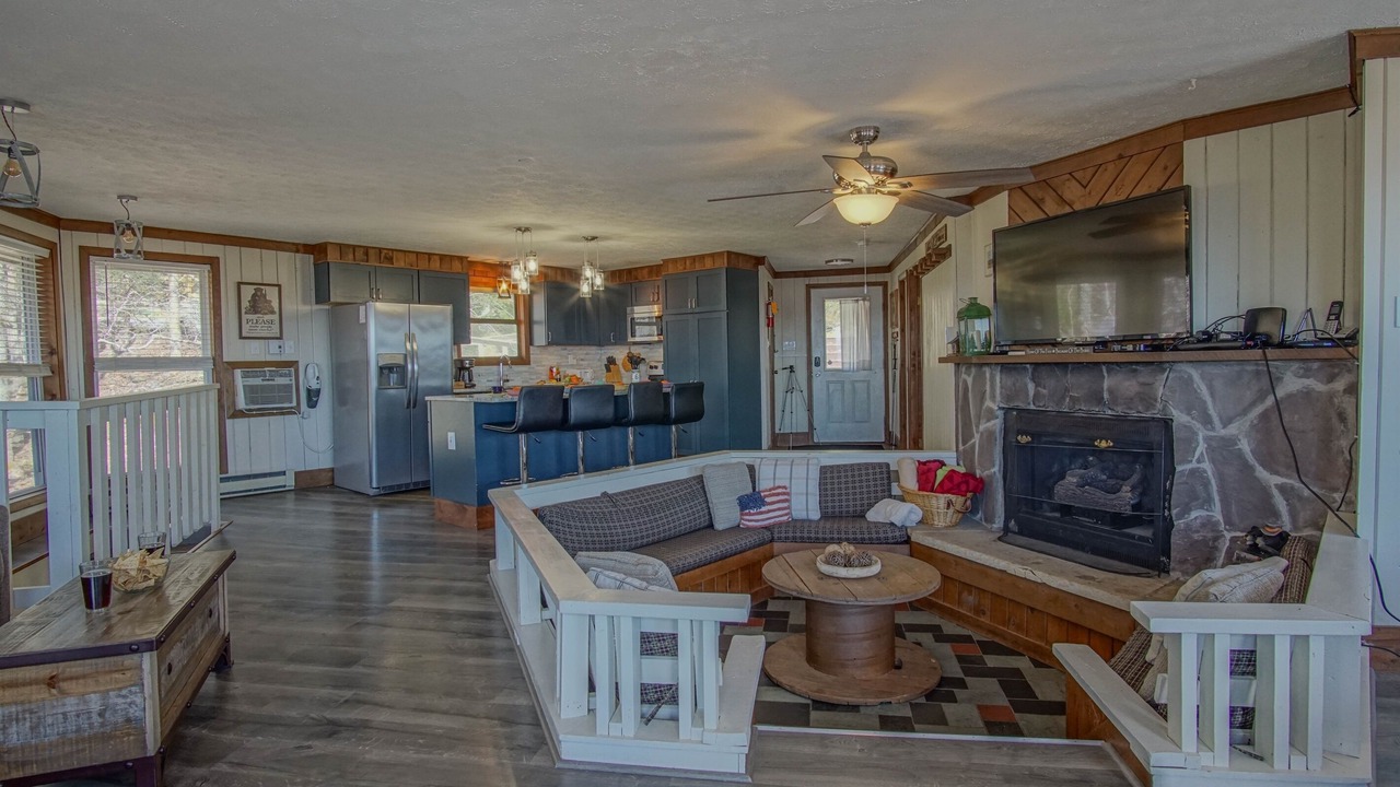 Photo of Livingroom in Edray