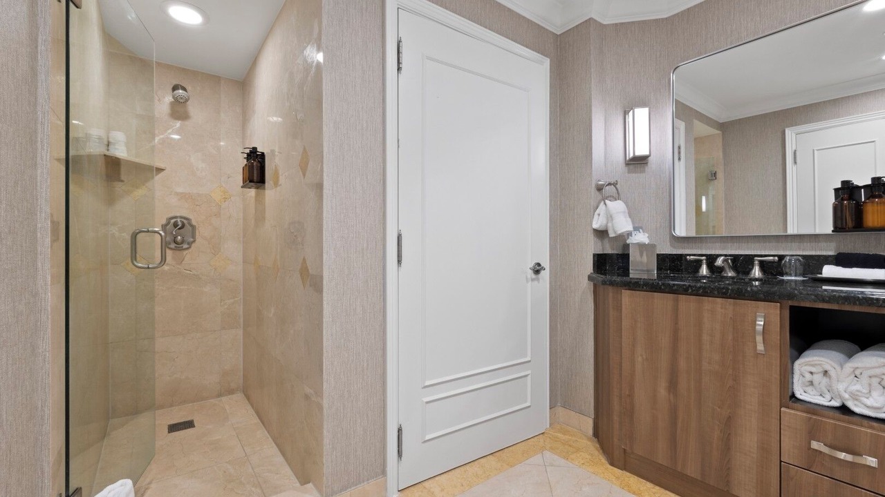 Photo of Bathroom in Central Beach