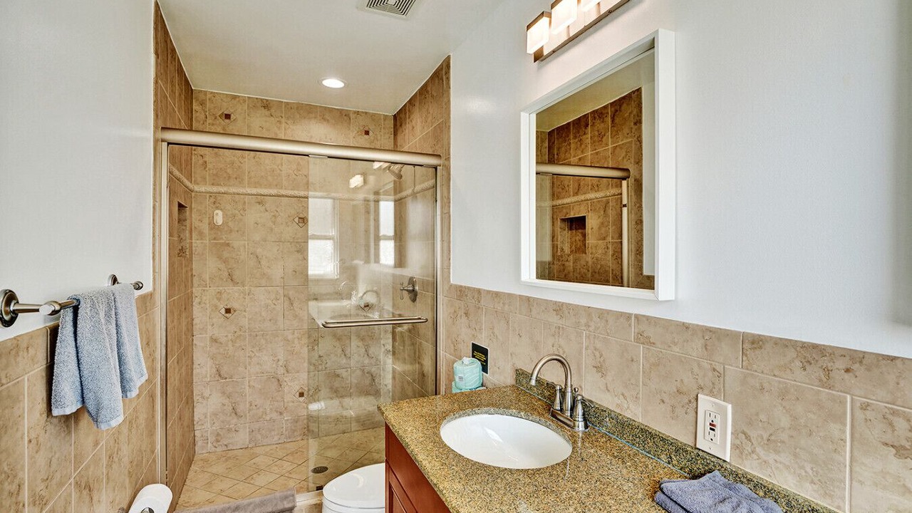 Photo of Bathroom in Dania Beach