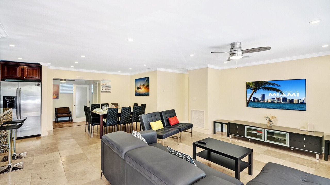 Photo of Livingroom in Dania Beach