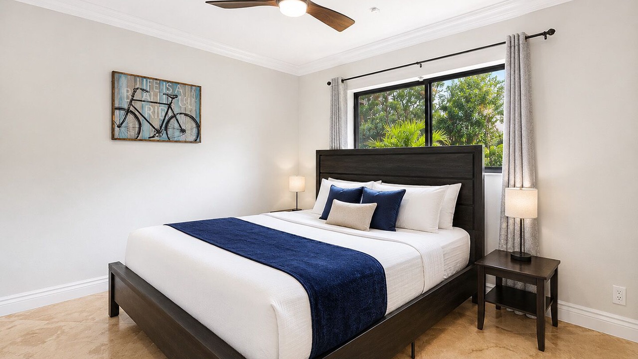 Photo of Bedroom in South Lake