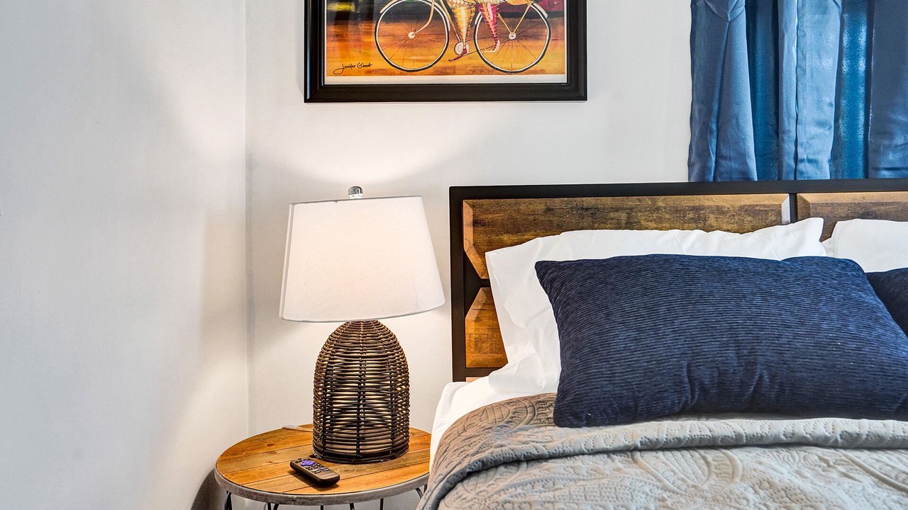 Photo of Bedroom in Hallandale Beach