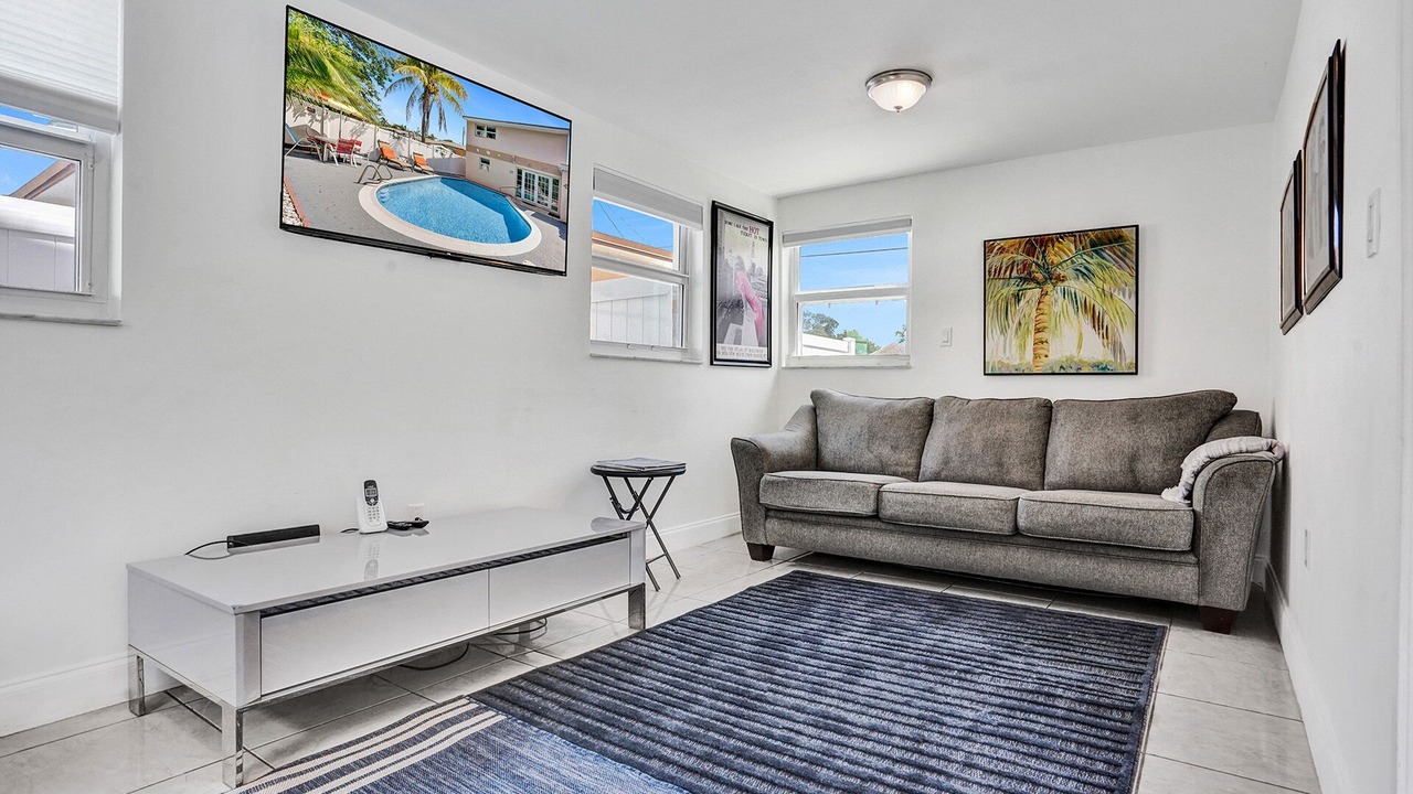 Photo of Livingroom in Hallandale Beach
