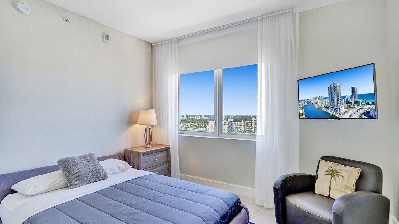 Photo of Bedroom in Hallandale Beach