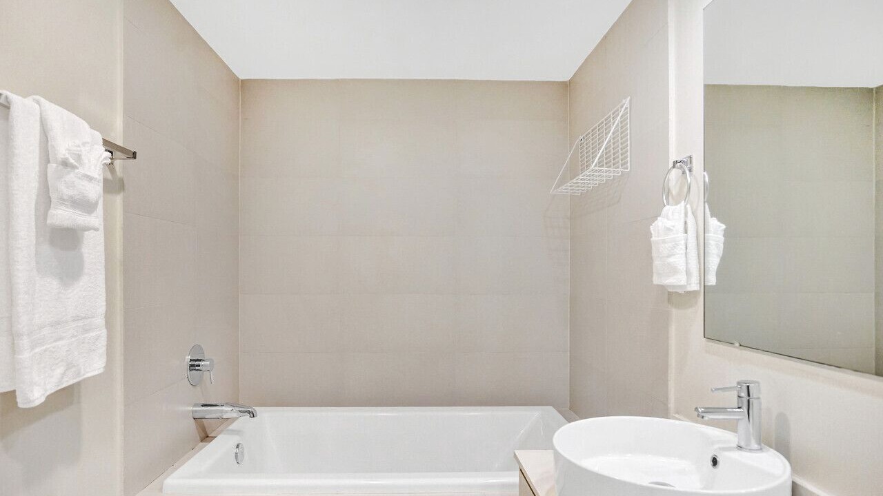 Photo of Bathroom in Hallandale Beach