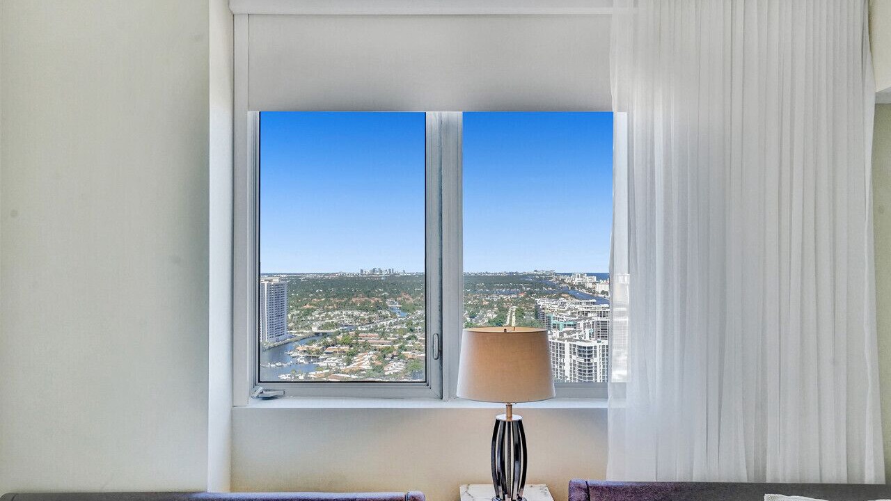 Photo of Bedroom in Hallandale Beach