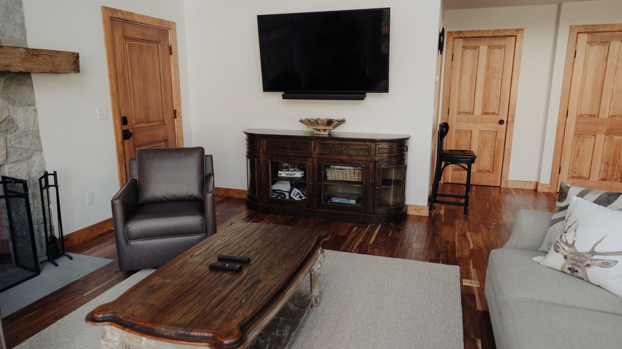 Photo of Livingroom in West Brookfield