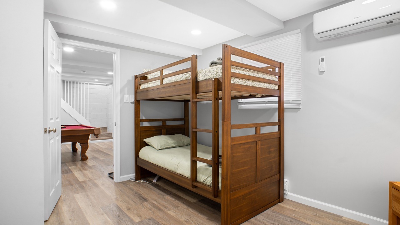 Photo of Bedroom in Long Pond