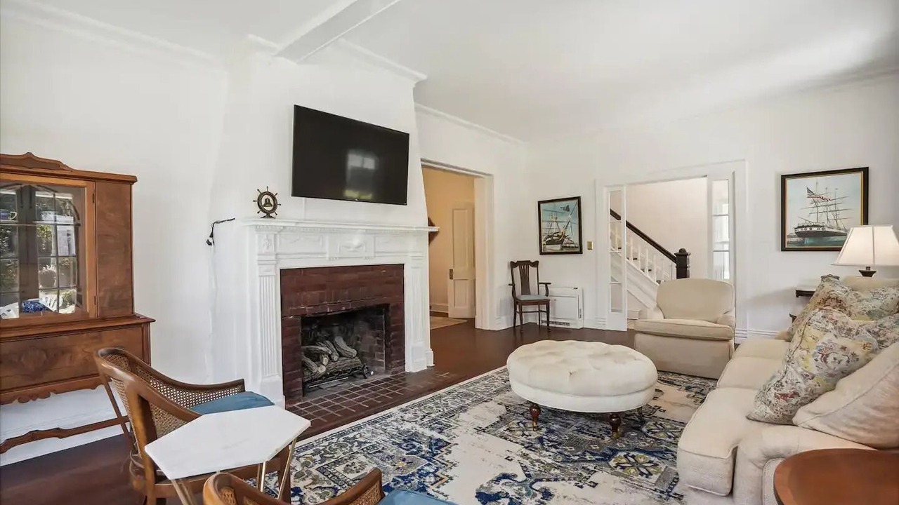 Photo of Livingroom in Cambridge
