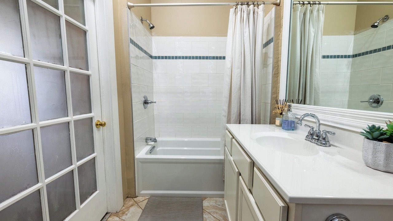 Photo of Bathroom in Albany