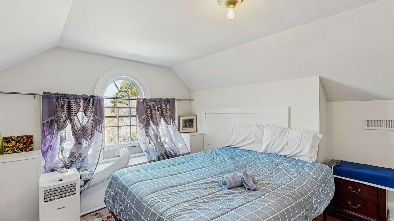 Photo of Bedroom in Salisbury