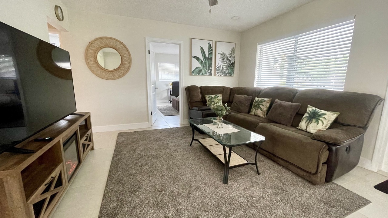 Photo of Livingroom in North Andrews Gardens