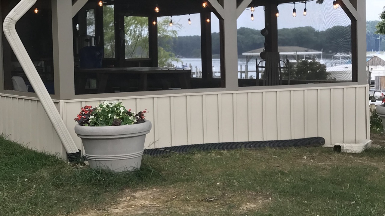 Photo of Outdoor in Issue