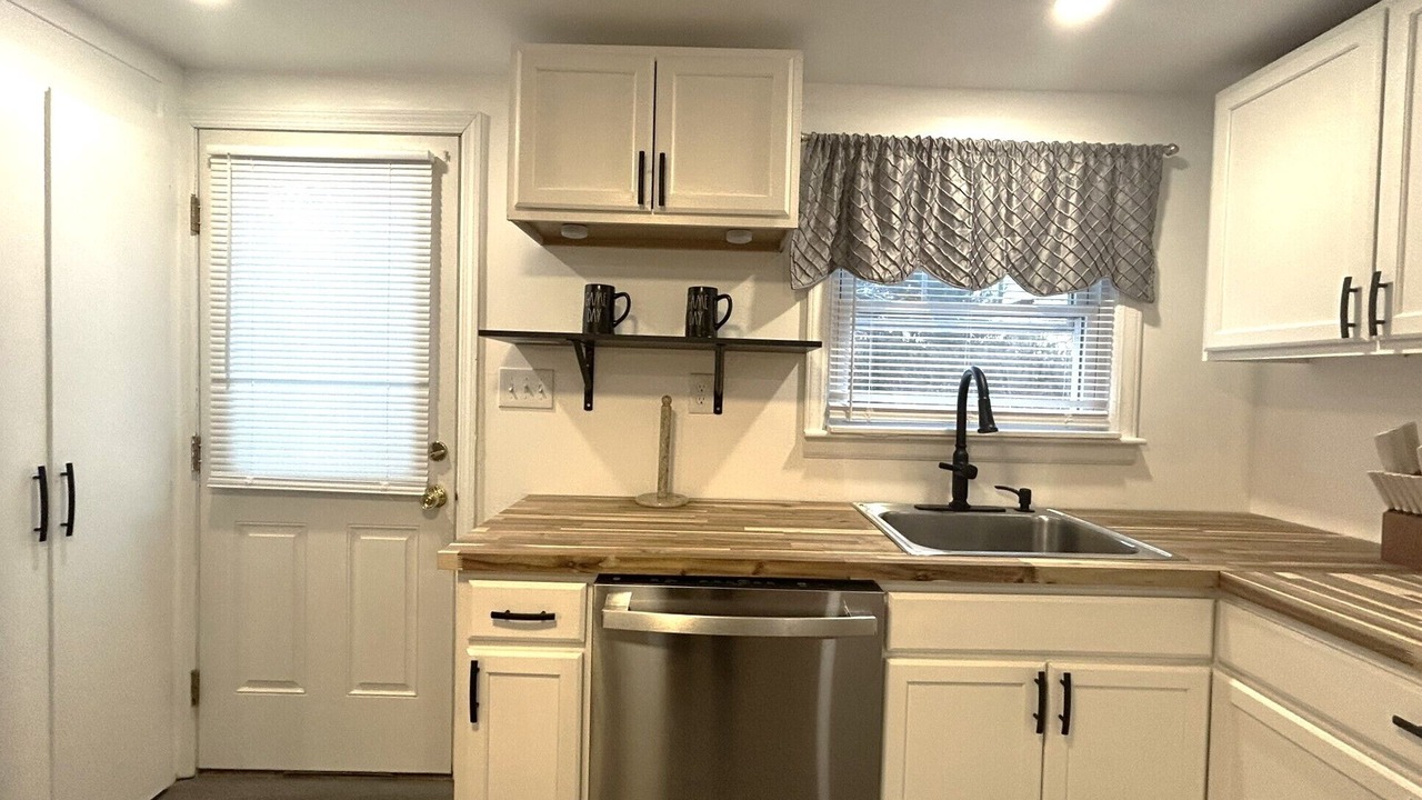Photo of Kitchen in New Hartford