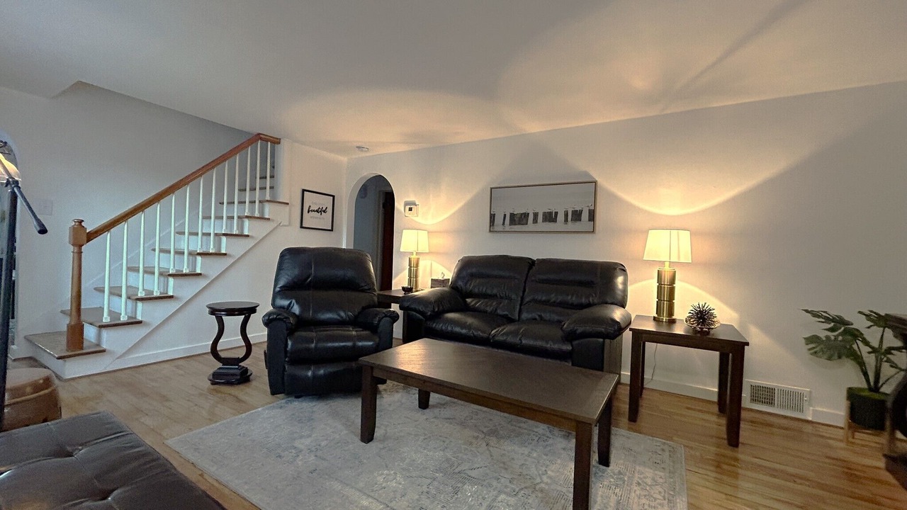 Photo of Livingroom in New Hartford