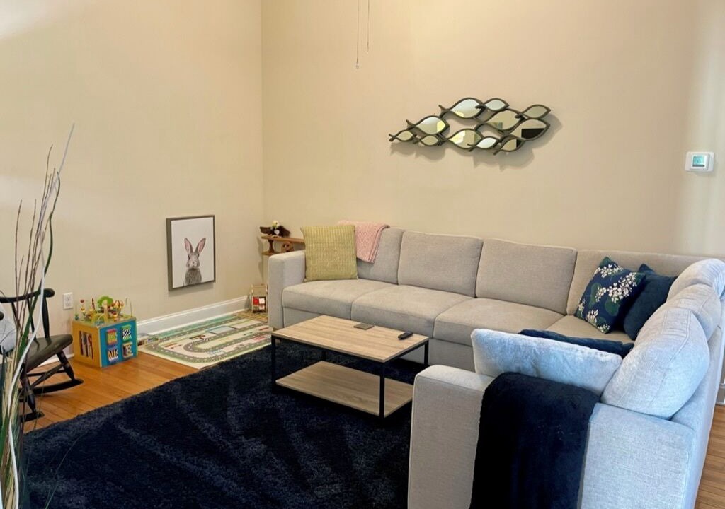 Photo of Livingroom in Downtown Cambridge
