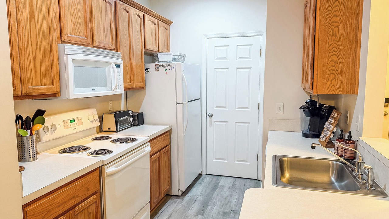 Photo of Kitchen in Villages of Five Points