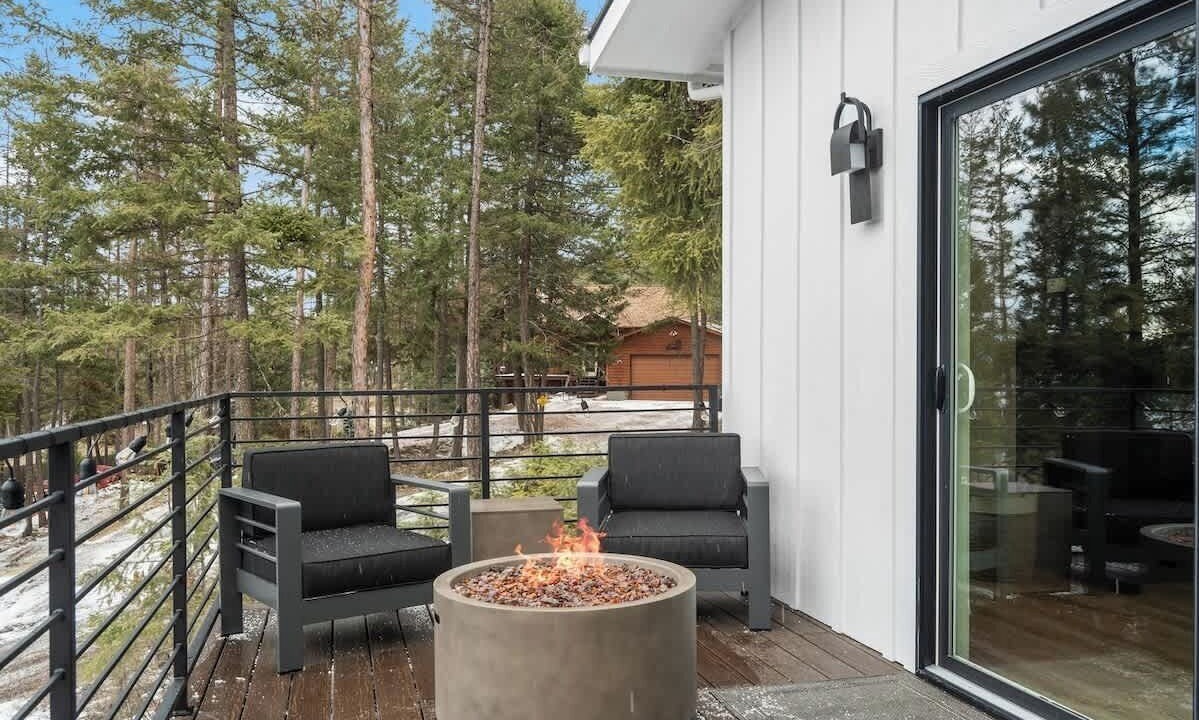 Photo of Patio Balcony in Lakeside