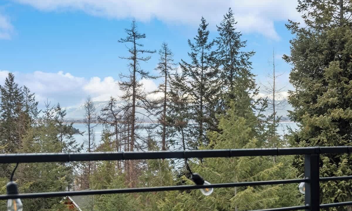 Photo of Outdoor in Lakeside