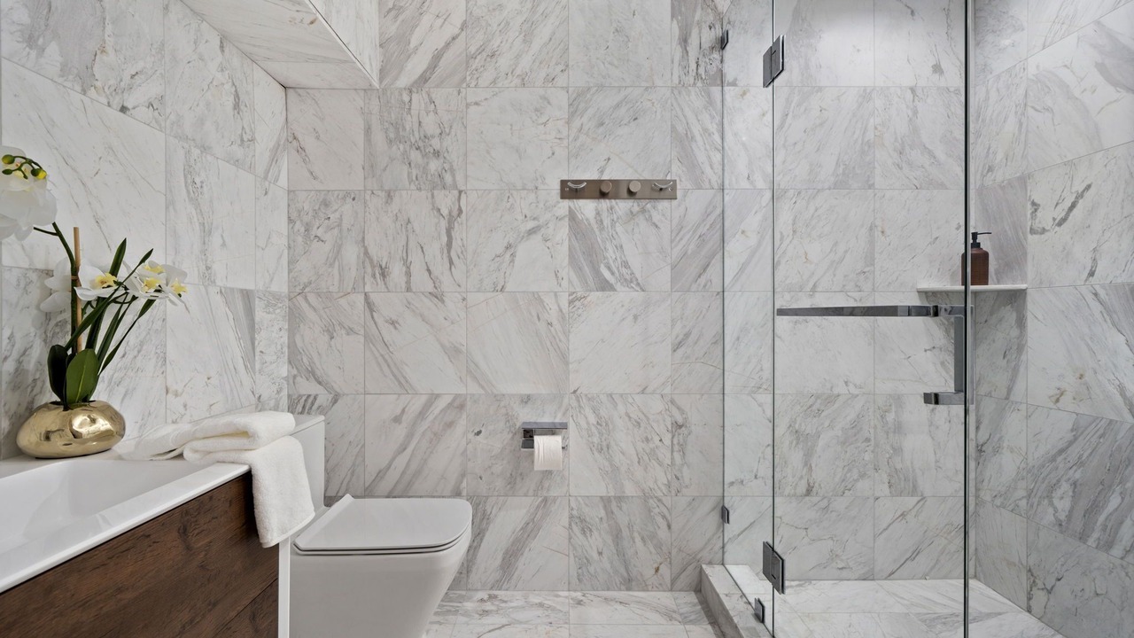 Photo of Bathroom in Hallandale Beach