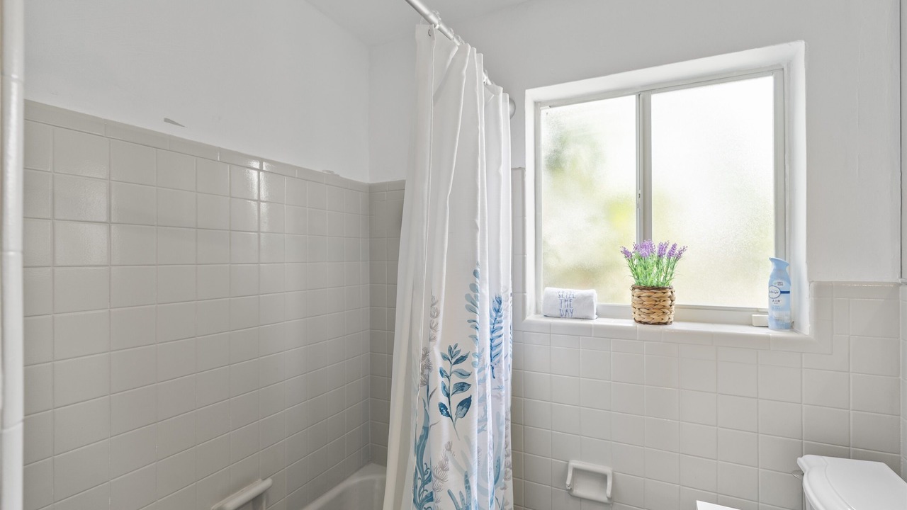 Photo of Bathroom in Pompano Isles