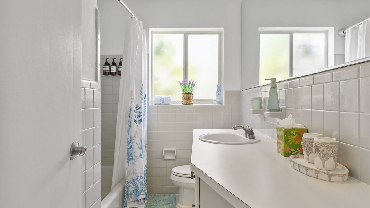 Photo of Bathroom in Pompano Isles