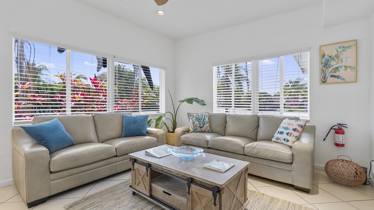Photo of Livingroom in Pompano Isles