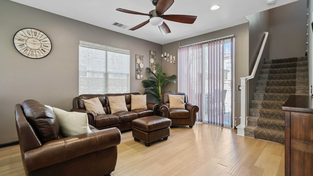 Photo of Livingroom in Santa Clarita