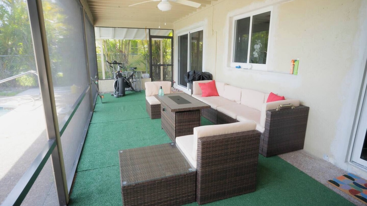 Photo of Patio Balcony in Sunrise